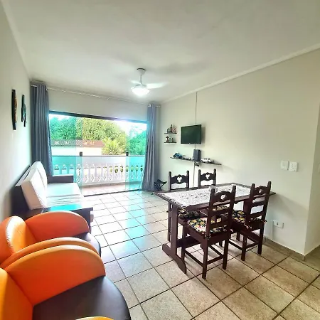 Apartamento com piscina no Itaguá em Ubatuba-2